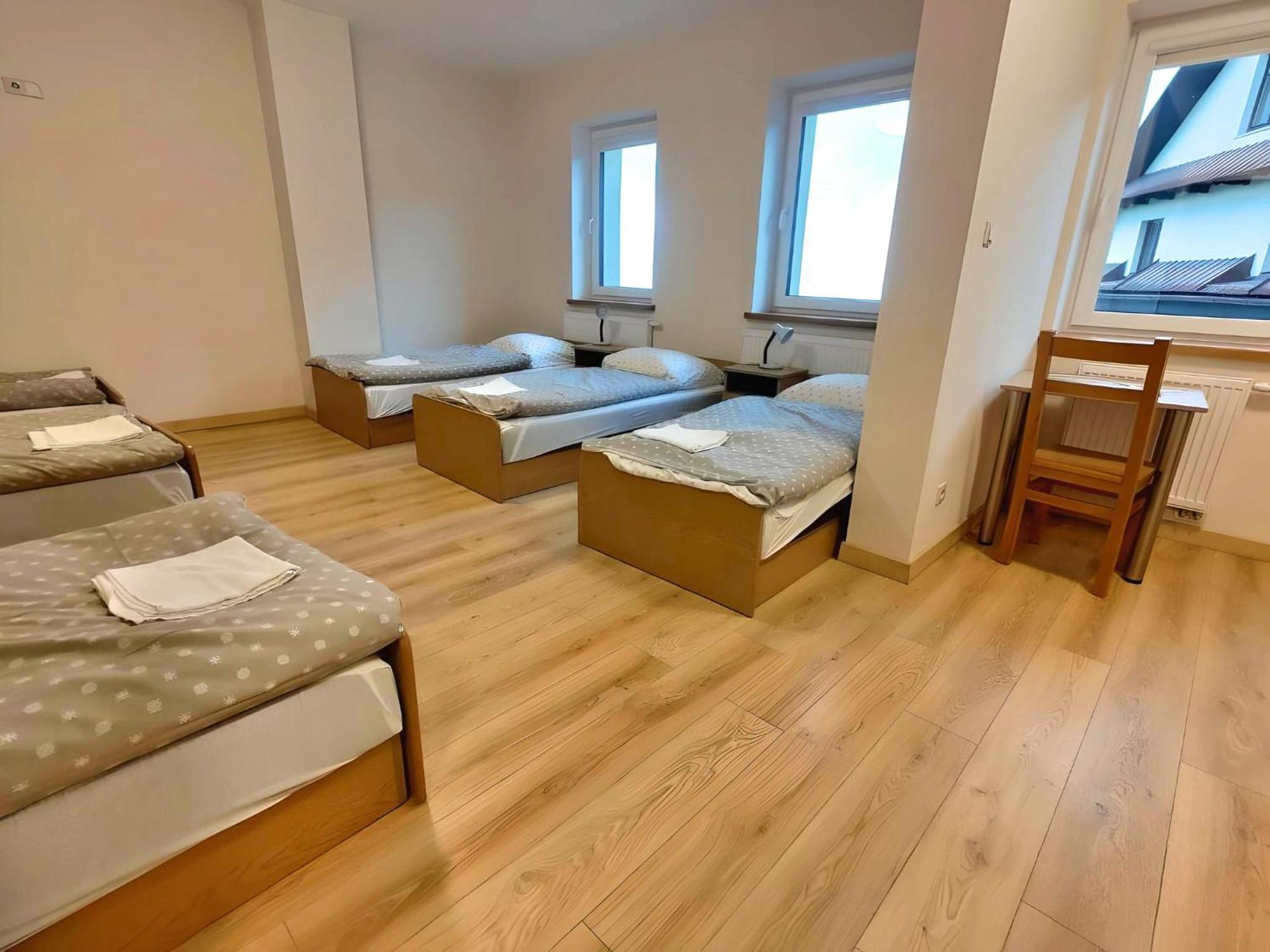 Karmelitanski Dom Goscinny Zawoja Exteriör bild