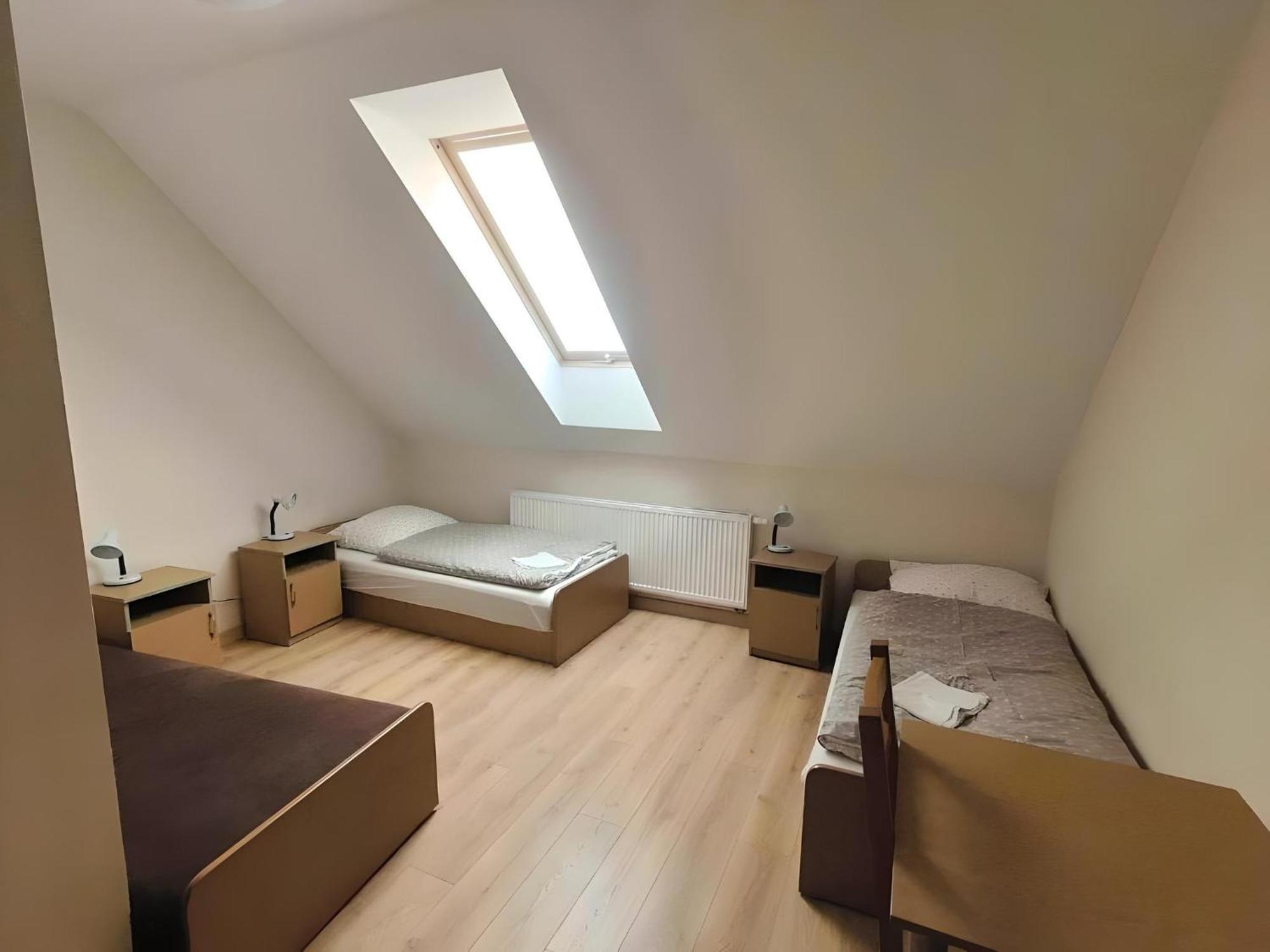 Karmelitanski Dom Goscinny Zawoja Exteriör bild