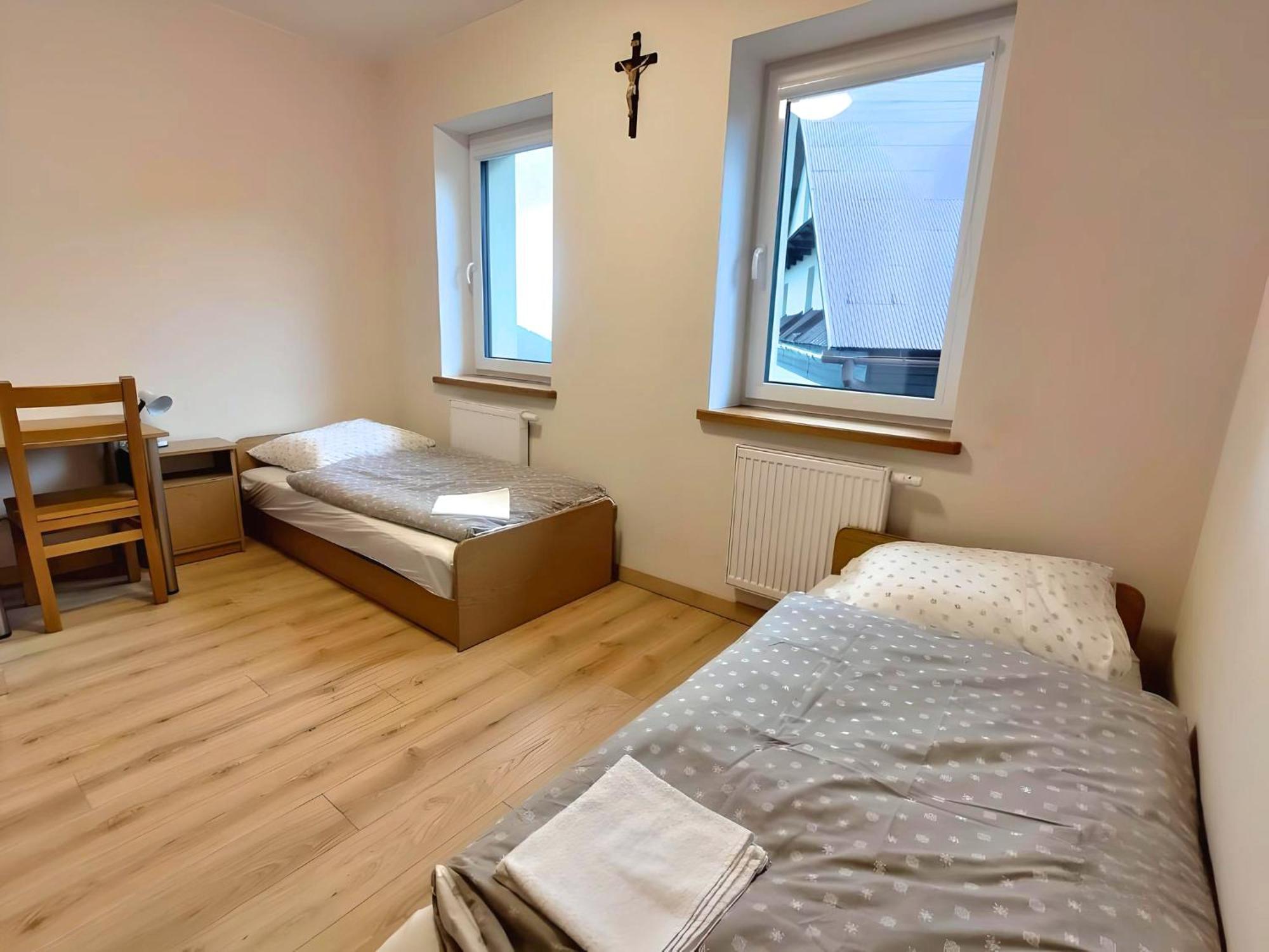 Karmelitanski Dom Goscinny Zawoja Exteriör bild